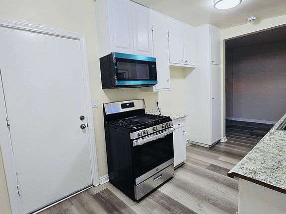 5th image of 143 Ann Ave #141