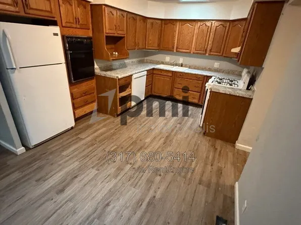 300 N Ellis Rd, Muncie, IN 47303