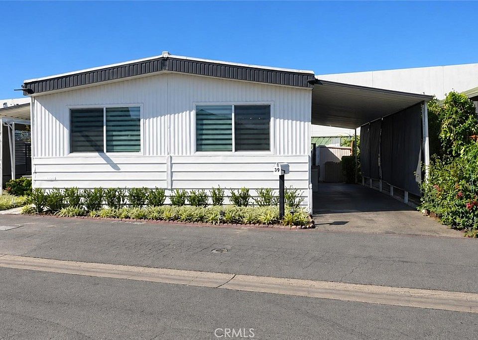1st image of 39 Walnut Via