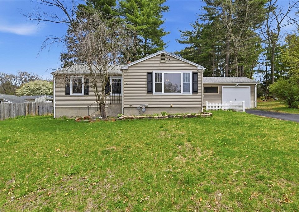 1st image of 33 Overhill Dr