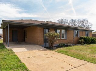 101 Scotland Dr, Athens, AL 35611