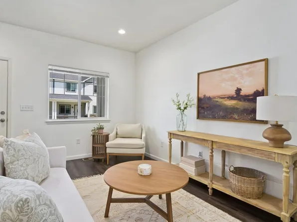 4355 24th St Rd #803, Greeley, CO 80634