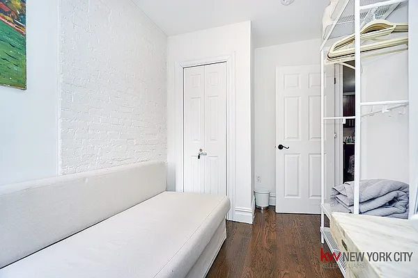 Rented by Keller Williams NYC | media 26