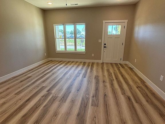 5th image of 640-688 Harrison St #642