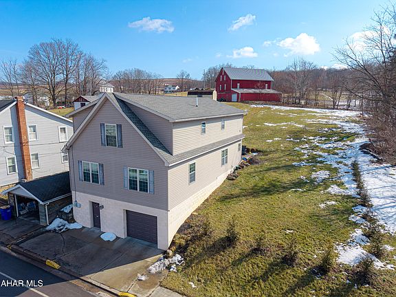 2nd image of 4030 Cortland Dr
