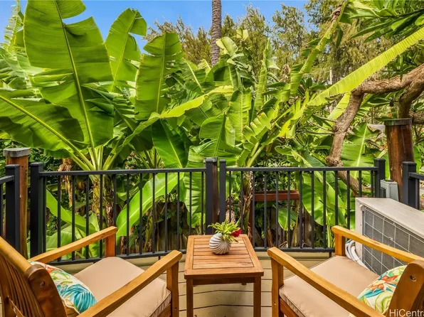 41-1010 Laumilo St, Waimanalo, HI 96795