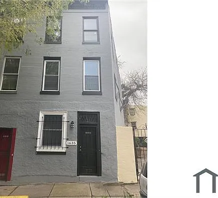 1635 Frederick Ave — Photo 2