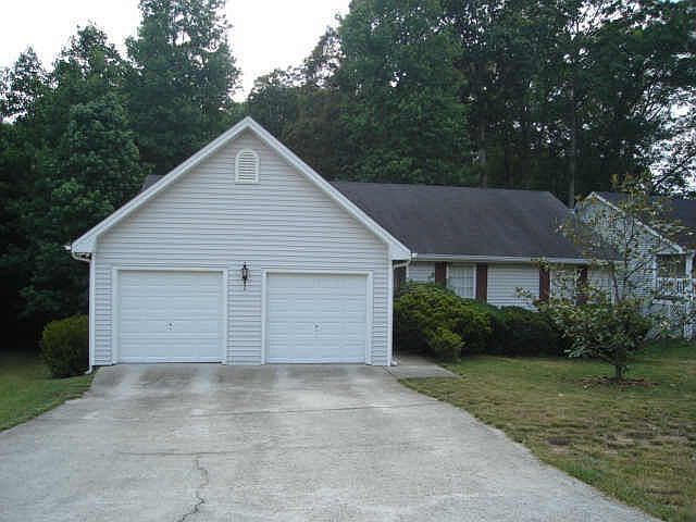 1st image of 840 Harbins Cove Dr