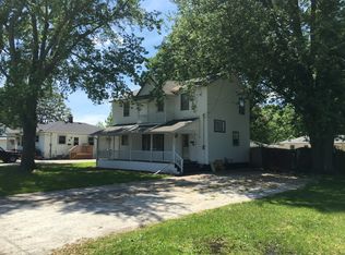 109 NW 6th Ave, Aledo, IL 61231
