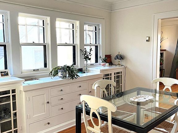 4th image of 4733 Vincent Ave S #2