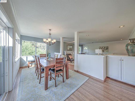 5th image of 5881 McBryde Ave