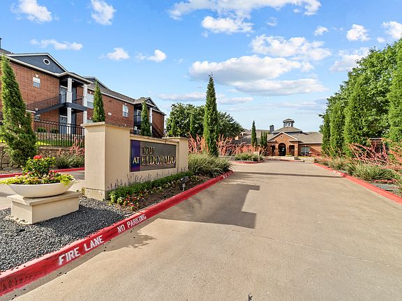 2nd image of 1701 Park Central Dr #915