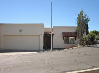 955 W Camino Guarina, Green Valley, AZ 85614