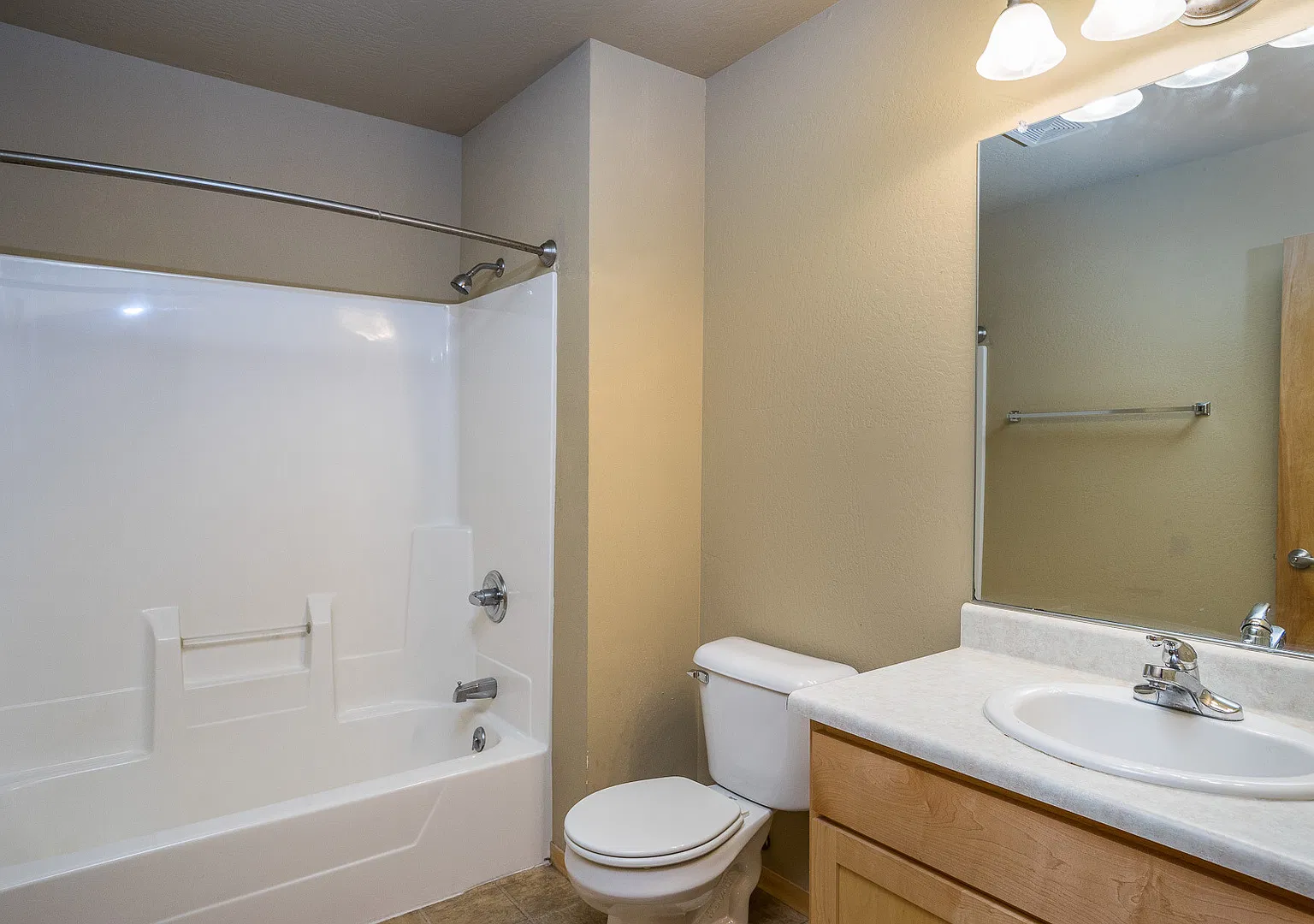 Dawes Street Townhouses — Photo 4