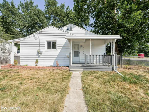 31434 Alcona Ct, Westland, MI 48186
