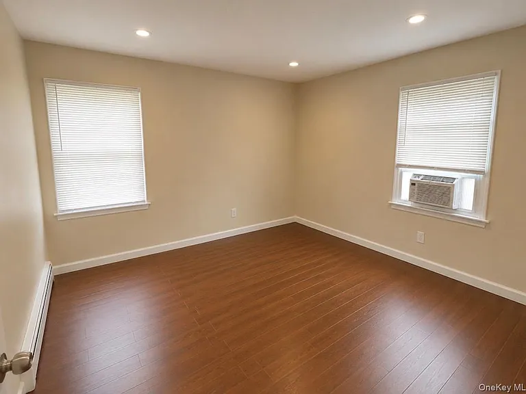 81 Bellwood Ave — Photo 6