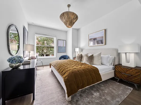 350 West 71st Street image 3 of 7