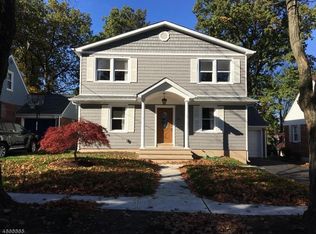 216 N Queen St, Bergenfield, NJ 07621