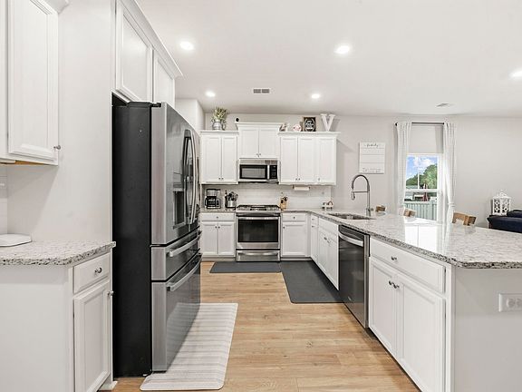 5th image of 1164 Harbison Circle