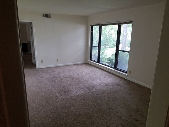 3rd image of 2404 William Brewster Dr