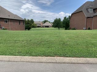 228 Savannah Park Dr, Maryville, TN 37803