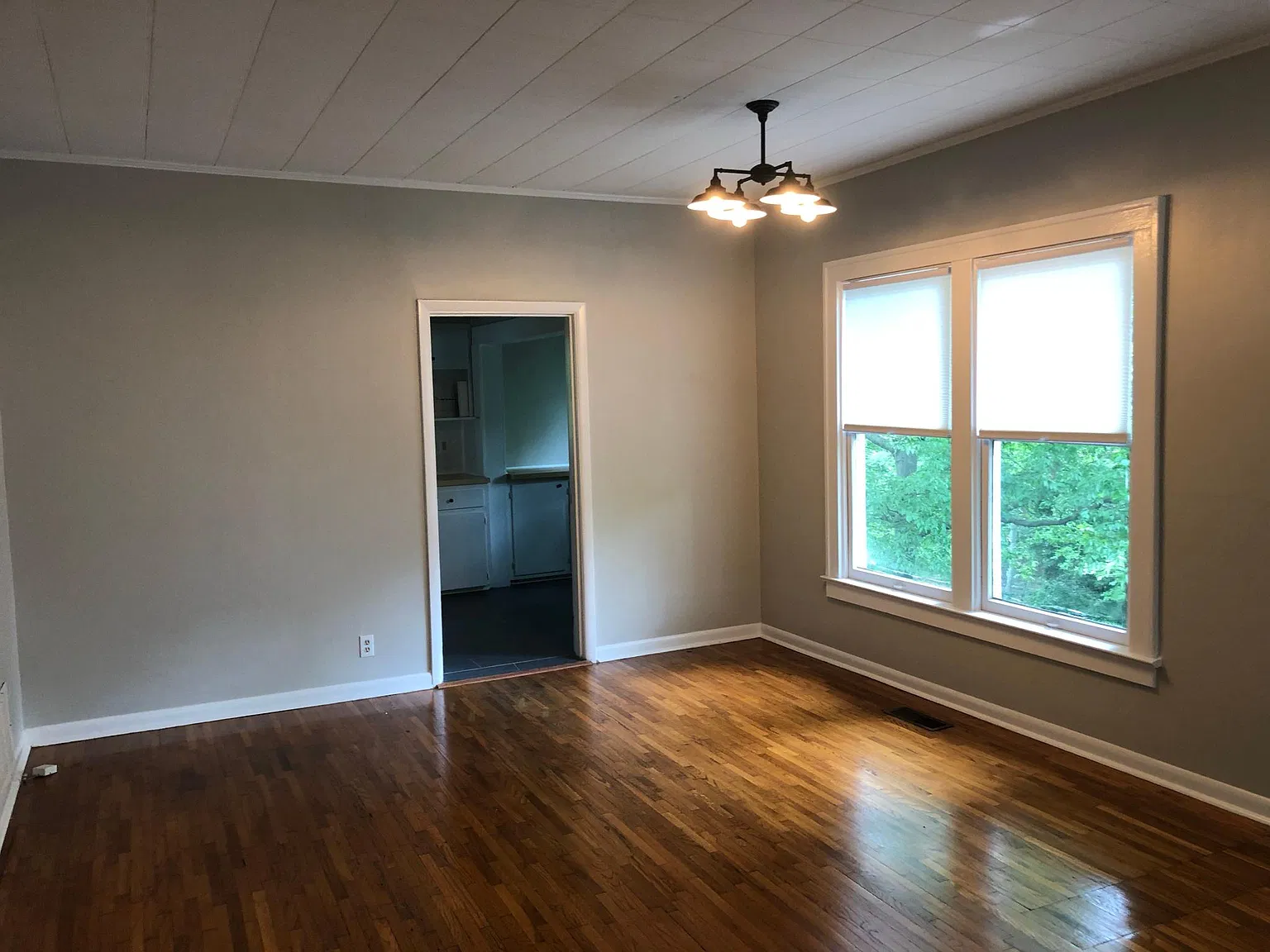 2 bed, 1188 sqft, $1,400 — Photo 3