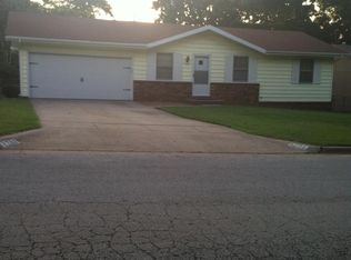 3211 S Danbury Ave, Springfield, MO 65807