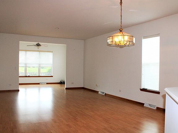 5th image of 2320 Horseshoe Ct