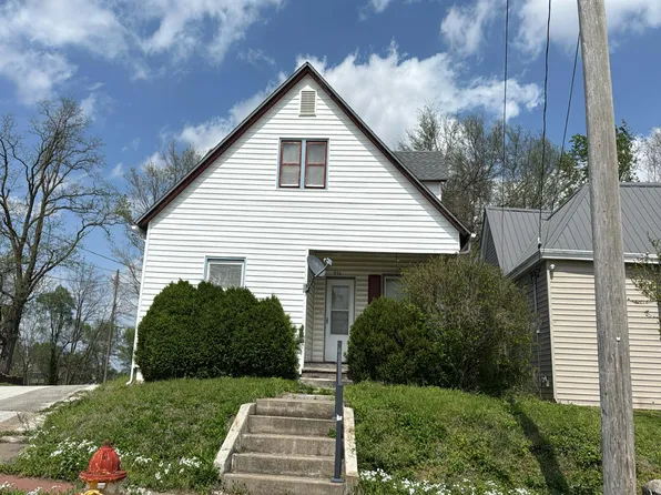 806 Paris Ave, Hannibal, MO 63401