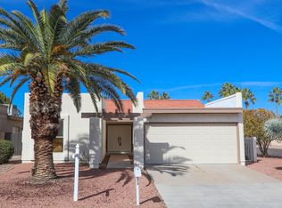 10526 E Navajo Pl, Sun Lakes, AZ 85248