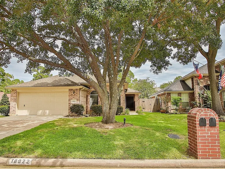 18922 Cypresswood Forest Ct — Photo 29