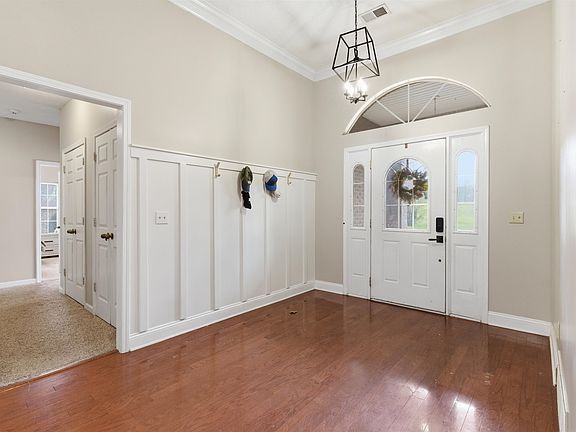 5th image of 915 Clifftview Rd