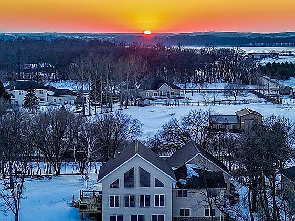 2nd image of 46136 Little Pine Loop