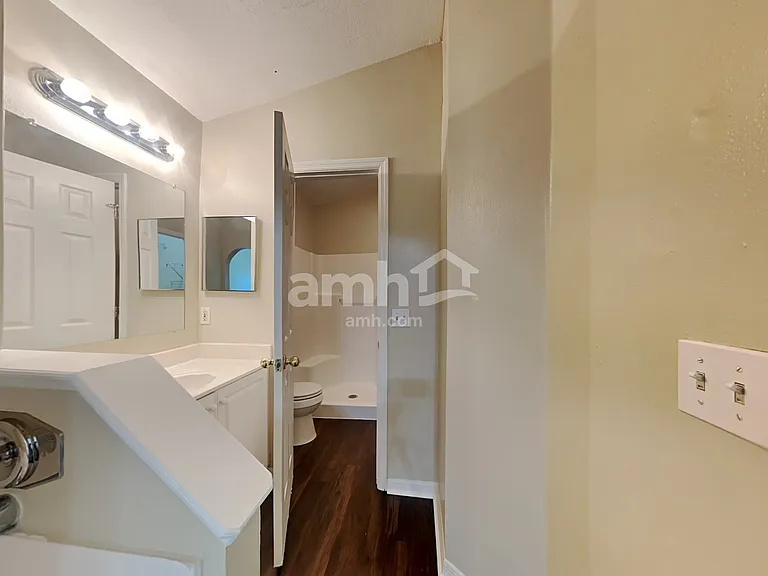 1625 Hudderfield Cir — Photo 14
