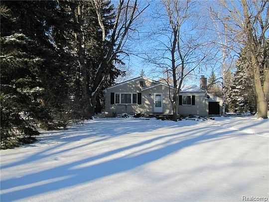 2nd image of 37974 Grantland St