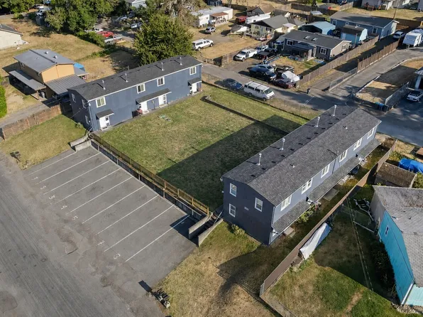 2821 2831 NE Center Street #1-8, Bremerton, WA 98310