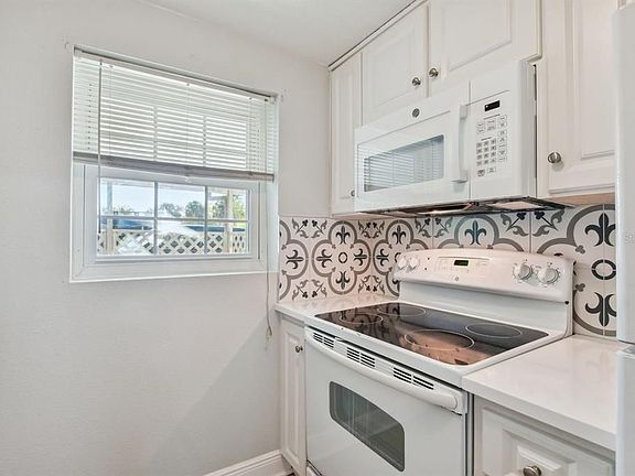 5th image of 5620 29th Ave S #A