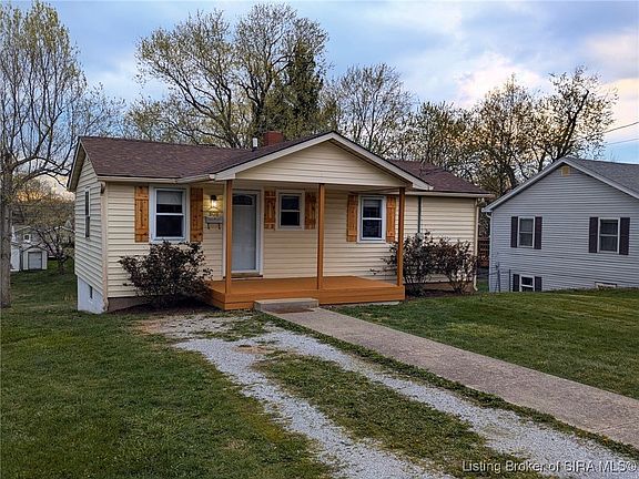 2nd image of 808 N College Avenue
