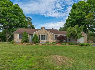 1082 Monroe Tpke, Monroe, CT 06468