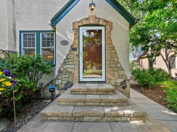 2708 Victory Memorial Dr, Minneapolis, MN 55412