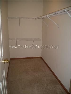 1st image of 226 Pine Hollow Dr