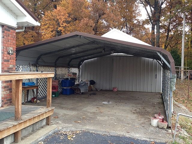 2nd image of 130 Countryside Dr