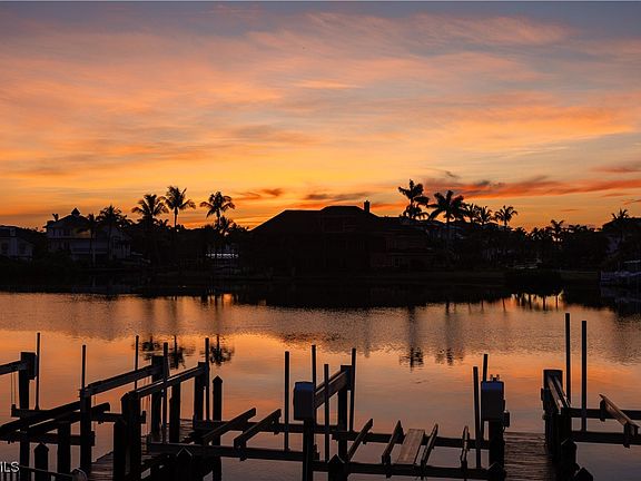 4th image of 10562 Gulf Shore Dr #101/102