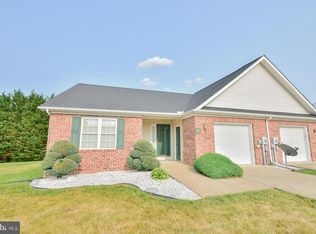 70 Westhall Dr, Charles Town, WV 25414
