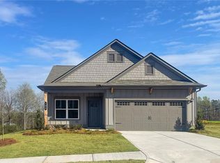 105 Summerfield Place Dr, Carrollton, GA 30117