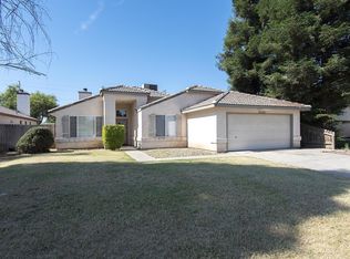 3333 E Sanders Ct, Visalia, CA
