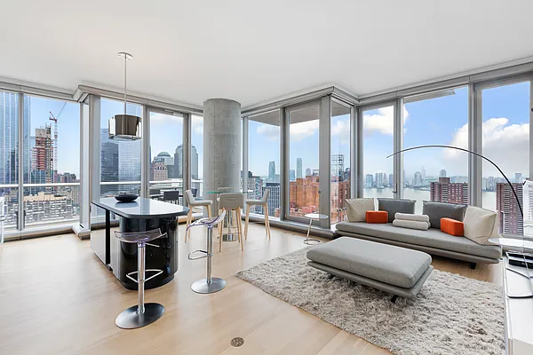 Rented by Nest Seekers International | media 23