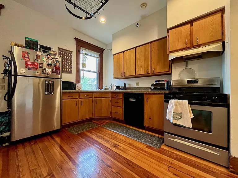 315 W Hubbard Ave — Photo 19