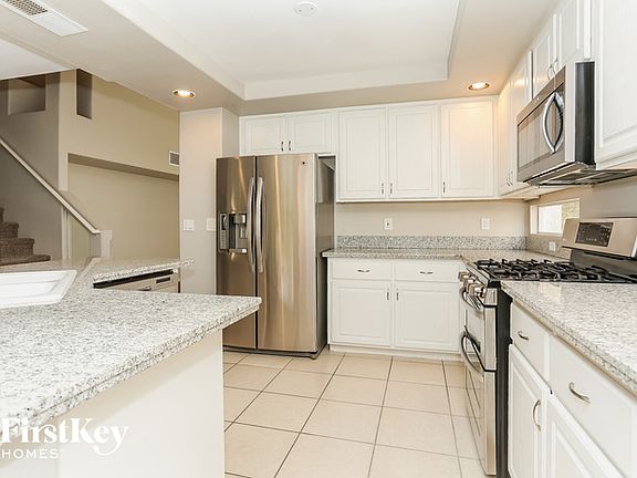 5th image of 8728 Raindrop Canyon Ave