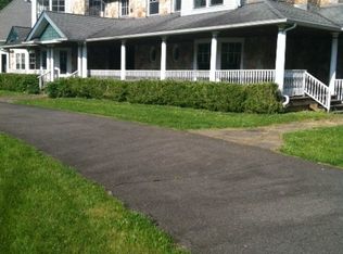 216 Pleasant Hill Rd, Chester, NJ 07836